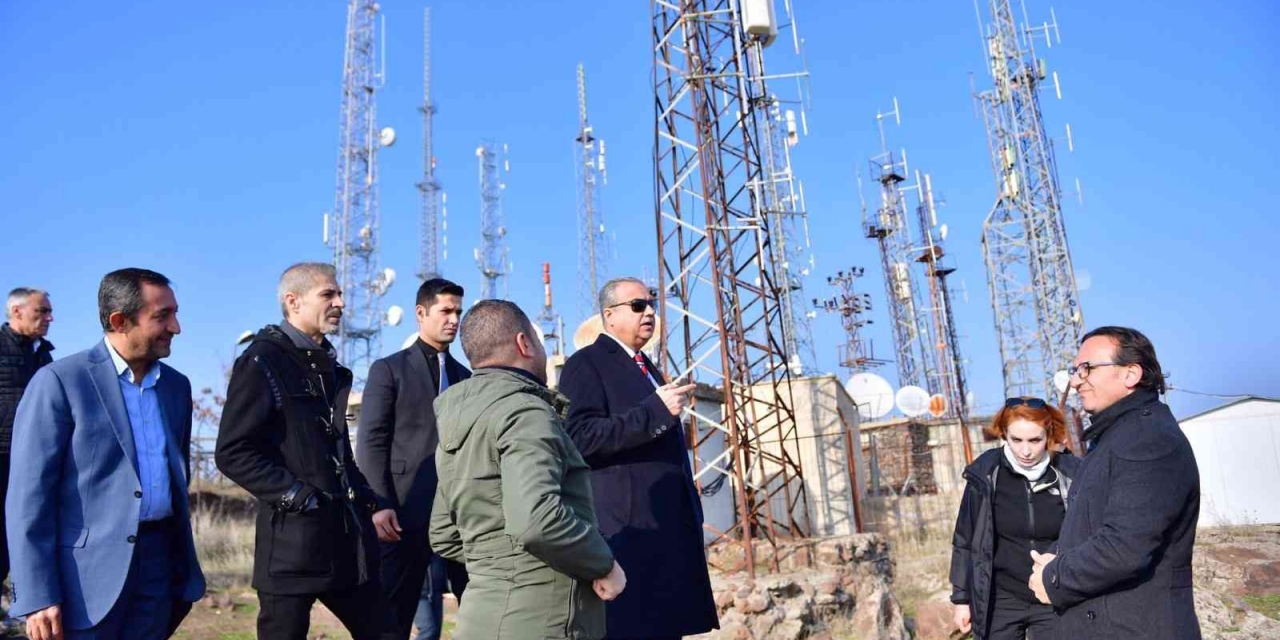 Diyarbakır Valisi Şehrin Ağaçlandırma Çalışmalarını İnceledi