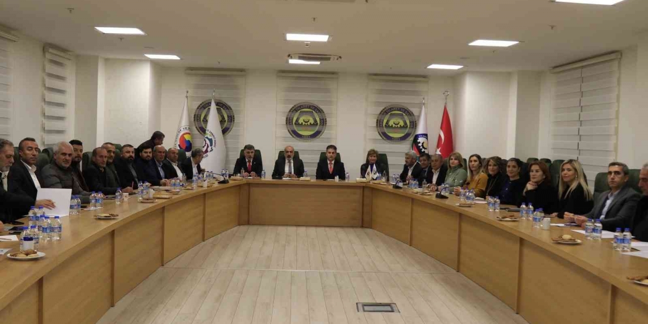 Dtso’da ‘türkiye Ekonomisi Ve İş Fırsatları’ Sunumu