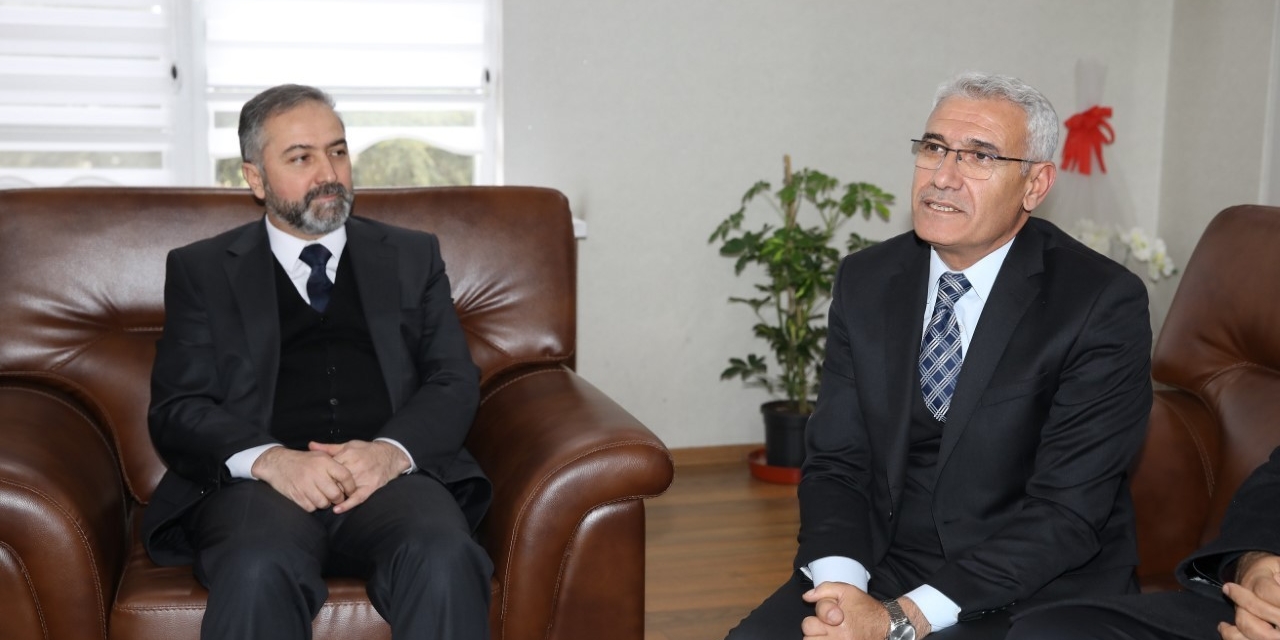 Başkan Güder’den Müftü Yıldırım’a Hayırlı Olsun Ziyareti