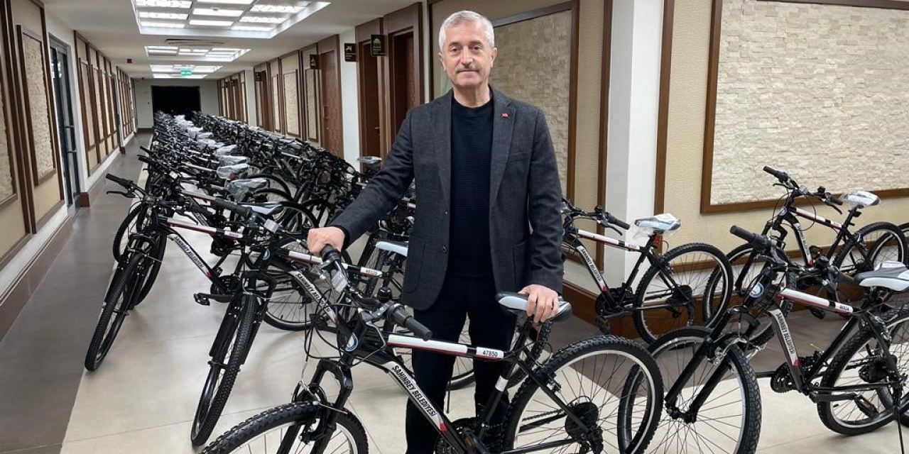 Tahmazoğlu’ndan Öğrencilere Müjde