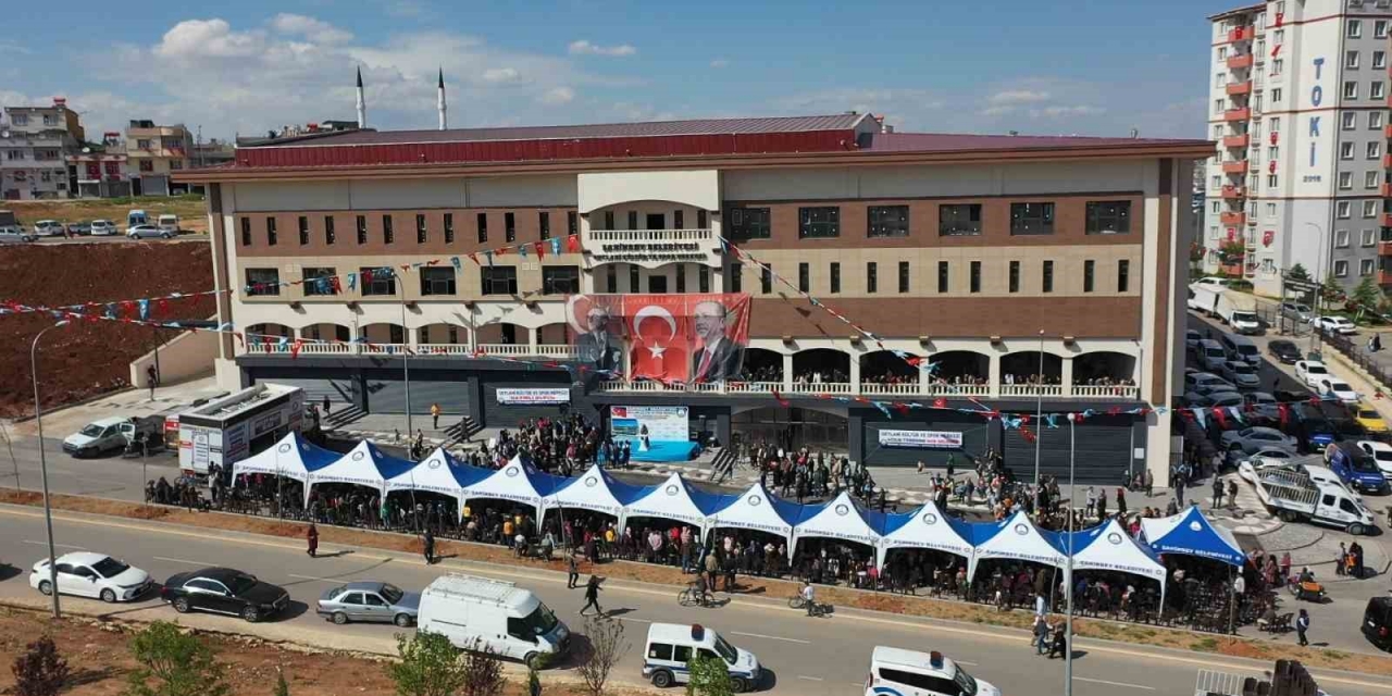 Geylani Kültür, Spor Merkezi Ve Pazar Yeri Törenle Hizmete Girdi