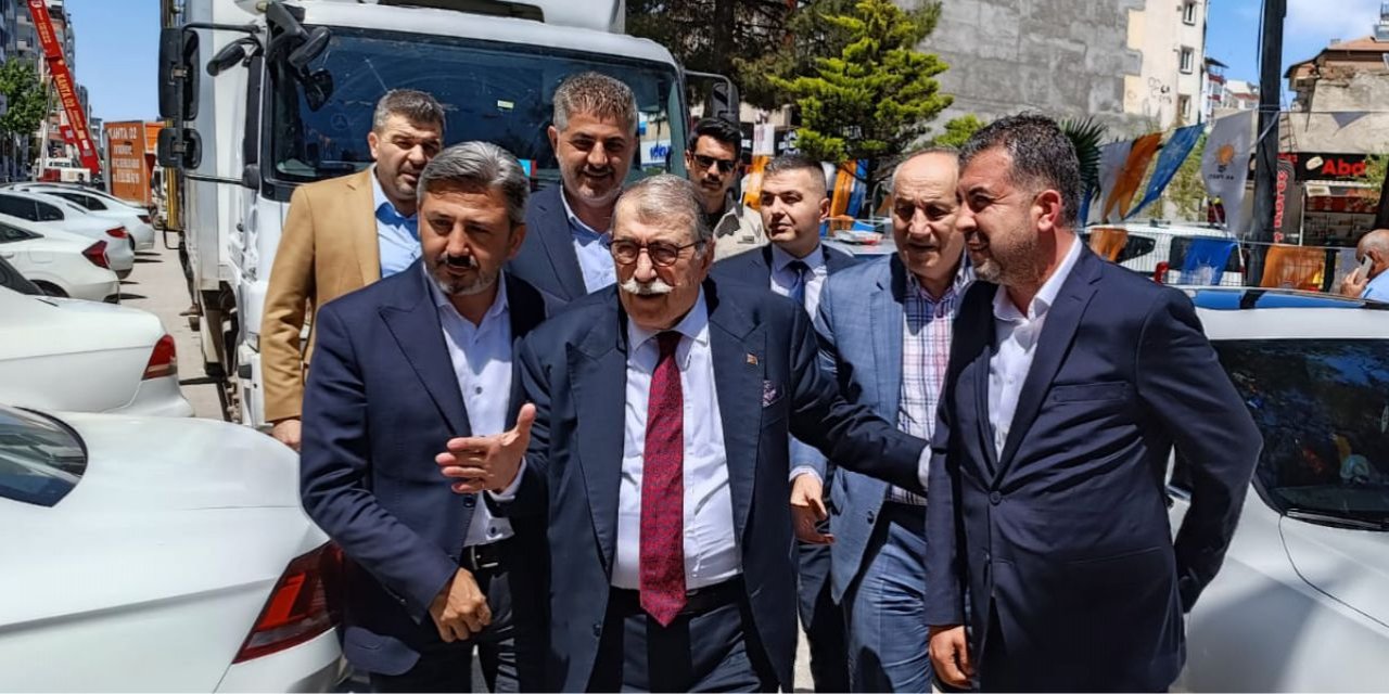 Abdulkadir Aksu, Kahta’da Seçim Çalışmalarına Katıldı