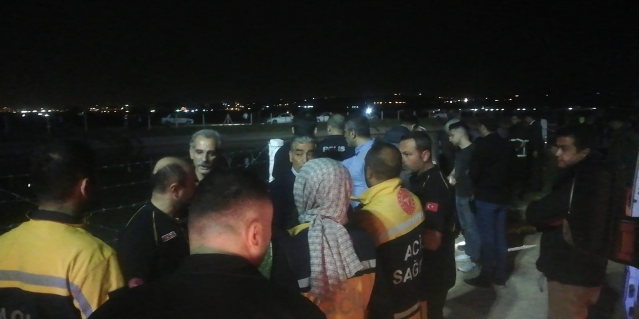 Şanlıurfa’da Otomobil Sulama Kanalına Devrildi: 5’i Çocuk 6 Kişi Aranıyor