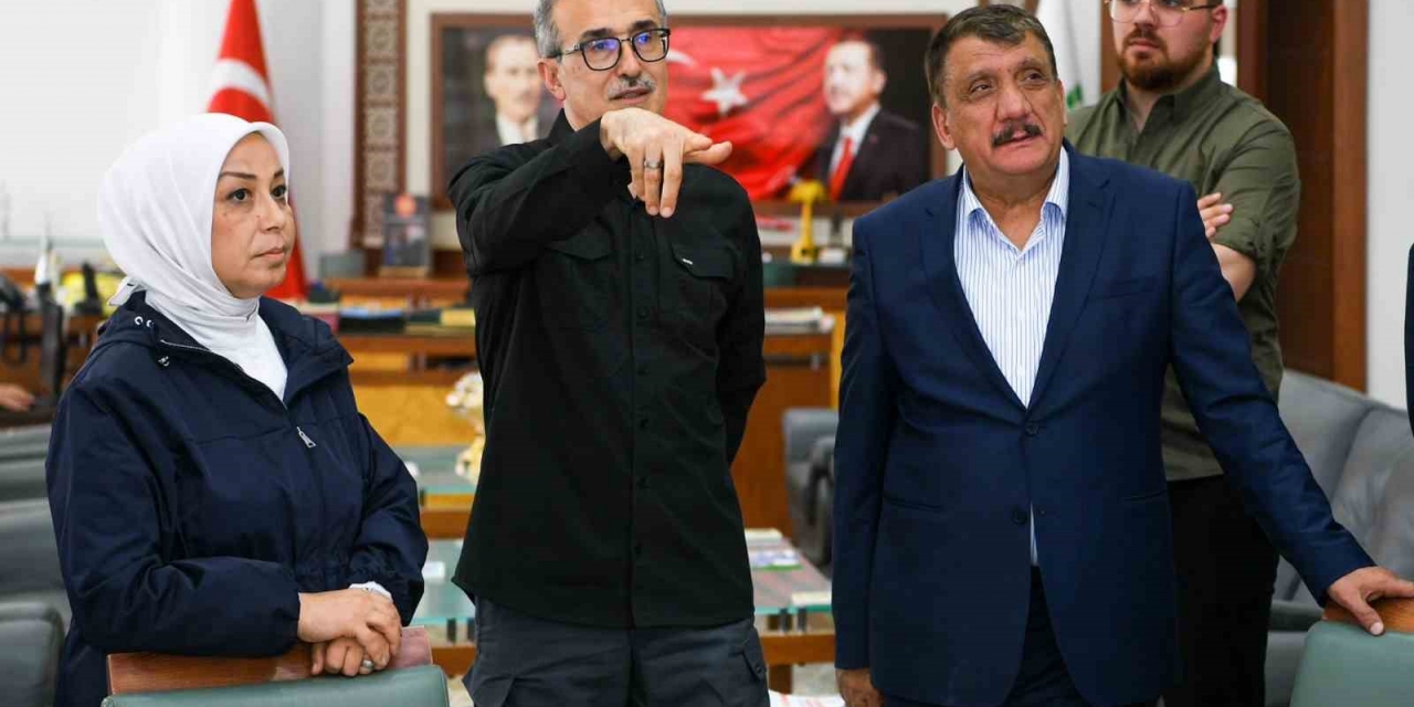 Savunma Sanayii Başkanı Demir: "deprem Bölgesine Özel Bir Önem Vermekteyiz”