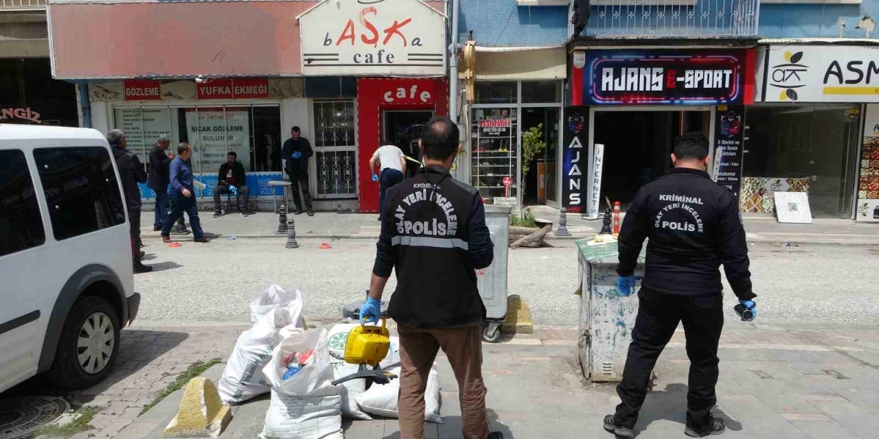 Kafe Sahibi, İş Yerinde Öldürüldü