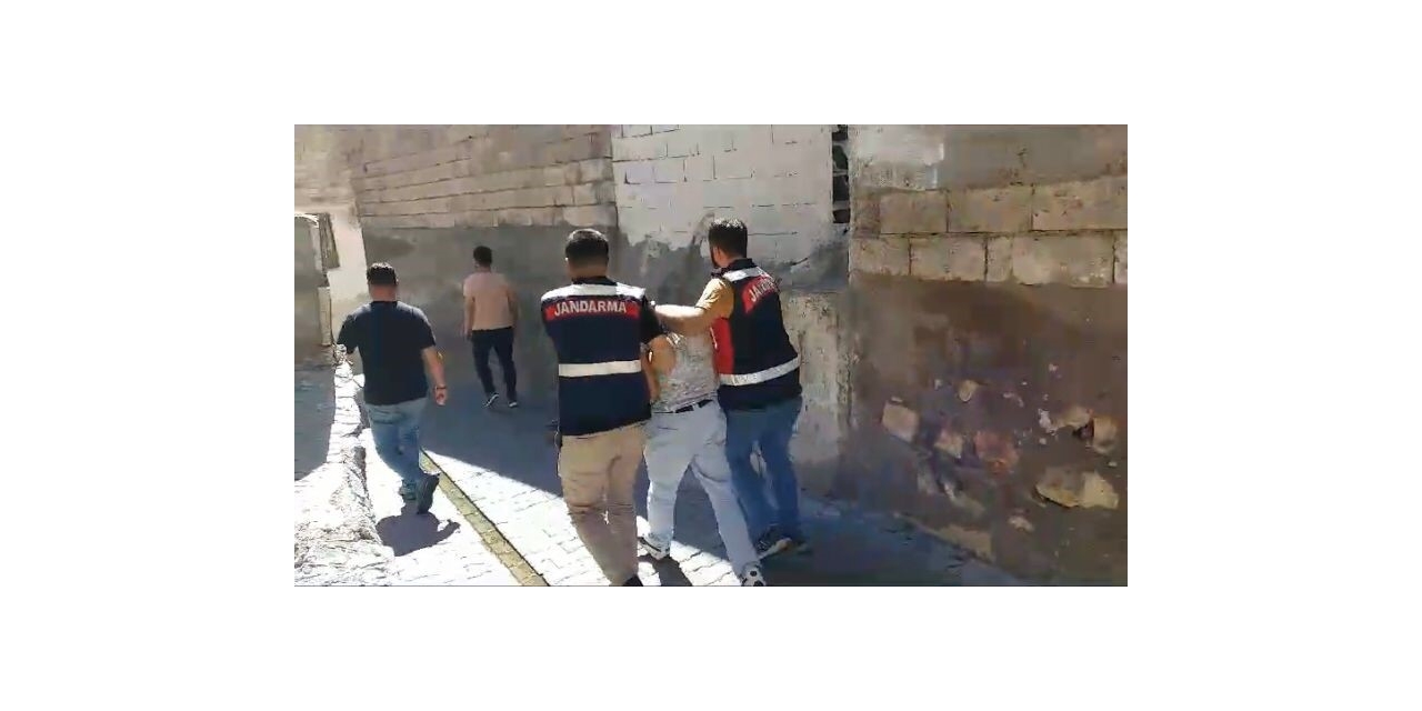 Cezaevi Firarisi Ahırda Yakalandı