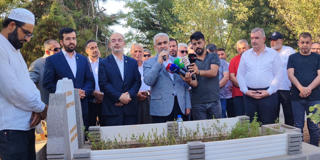 Merhum Mehmet Yavuz Mezarı Başında Anıldı