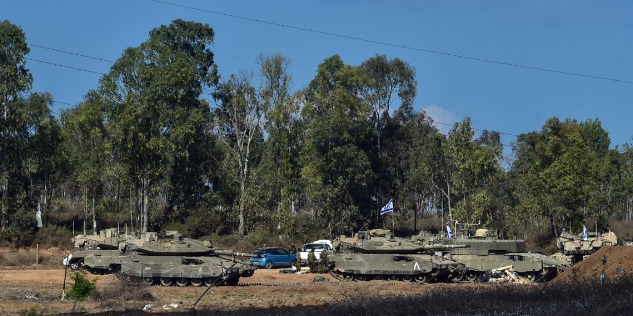 Gazze Sınırına Sevkiyat Gece Gündüz Sürüyor