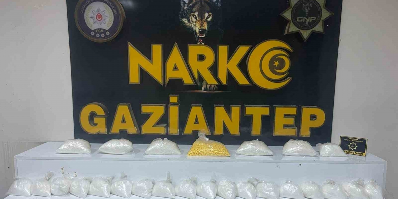 Gaziantep’te 14 Kilogram Metamfetamin Ele Geçirildi, 2 Şahıs Tutuklandı