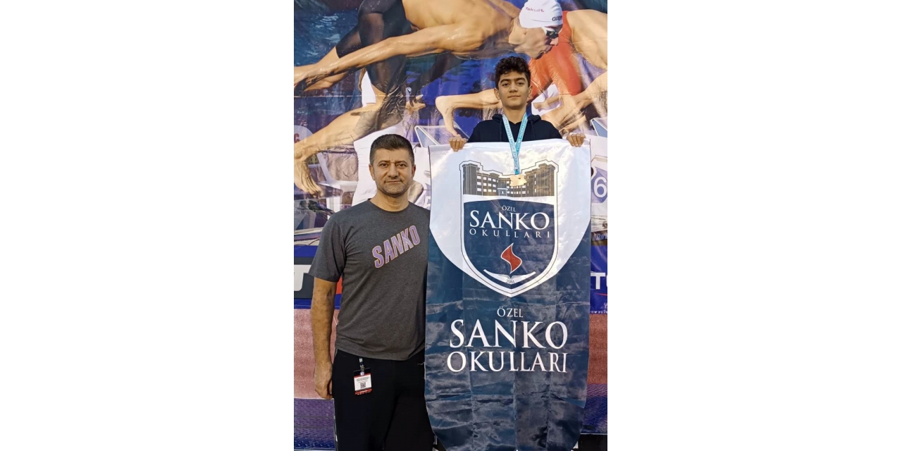 Sanko Okulları Öğrencisi Yüzmede Türkiye Üçüncüsü Oldu