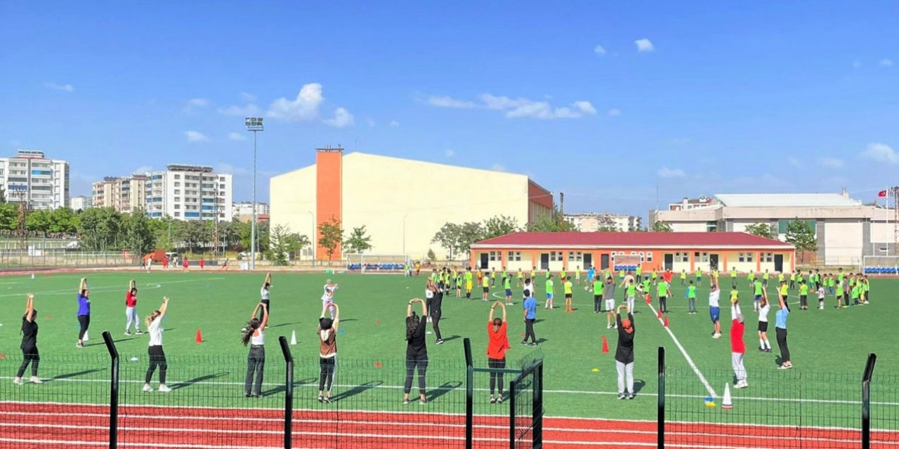 Diyarbakır’da Ücretsiz Yetenek Kursları Devam Ediyor