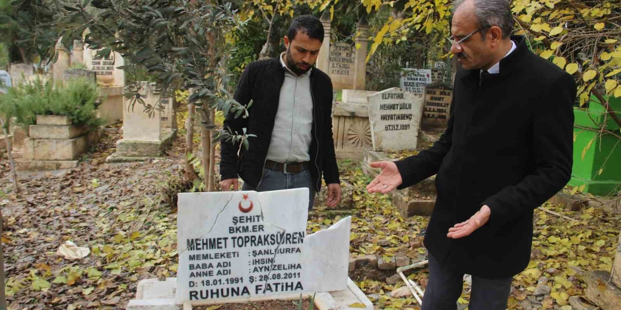 Şehit Mezarına Büyük Saygısızlık
