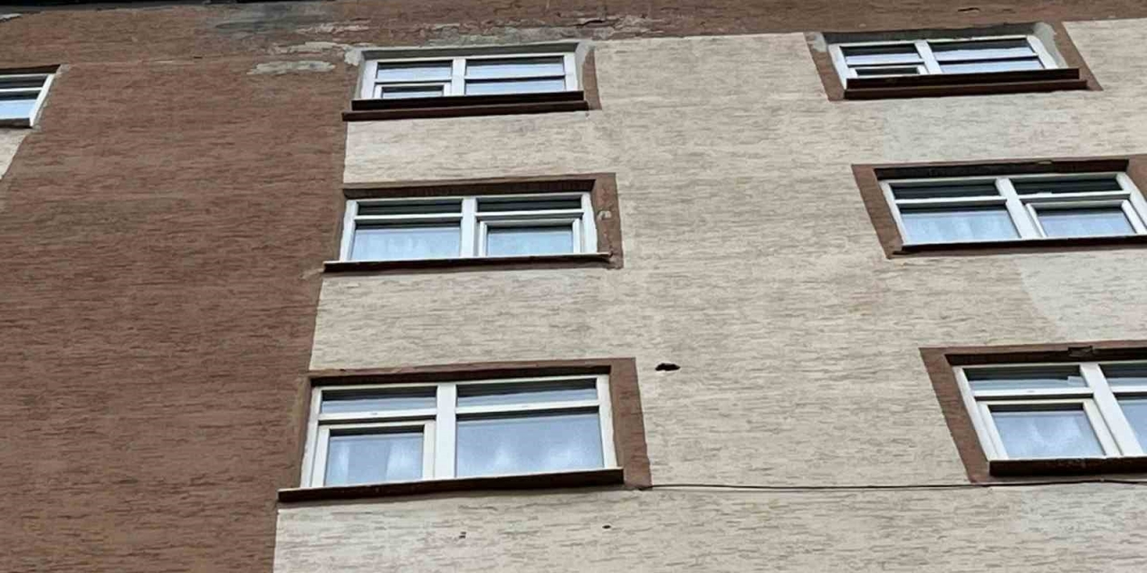 Diyarbakır’da 2 Çocuk Annesi Evde Bıçaklanmış Halde Ölü Bulundu