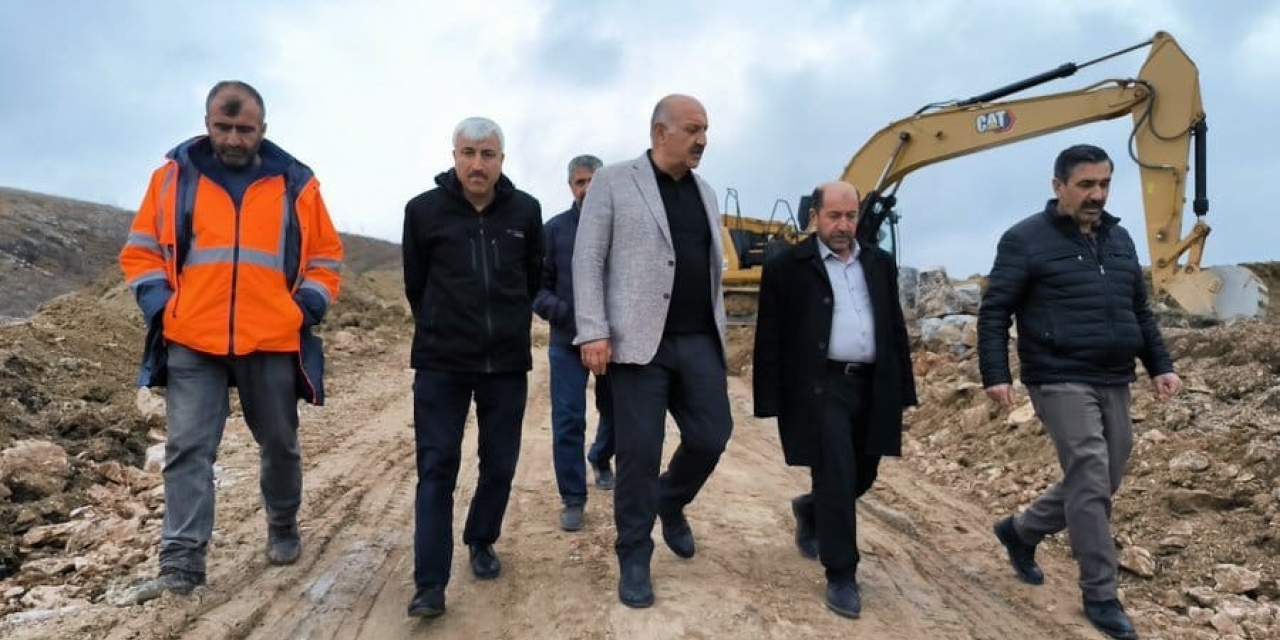 Doğanşehir Erkenek Köy Konutlarının Yapımı Sürüyor