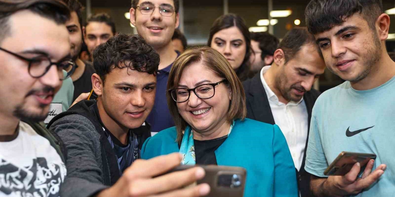 Gaziantep’te Öğrencilere Ulaşım Desteği Sürüyor