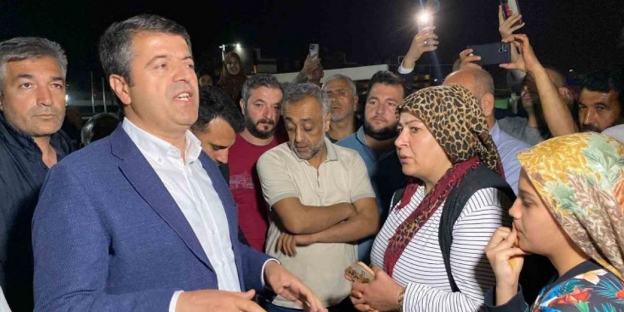 Belediye Başkanı Sular Gelene Kadar Musluk Başında Bekledi