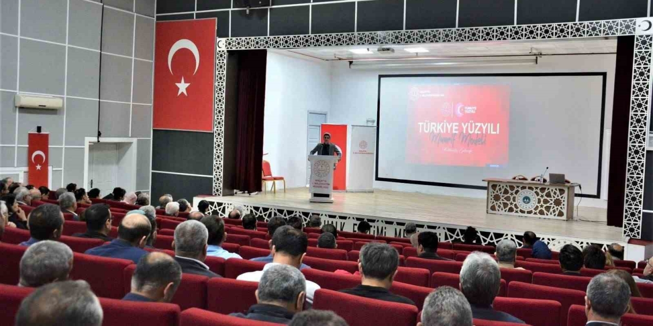 Malatya’da, "türkiye Yüzyılı Maarif Modeli" Müfredatı Hakkında Bilgilendirme Toplantısı