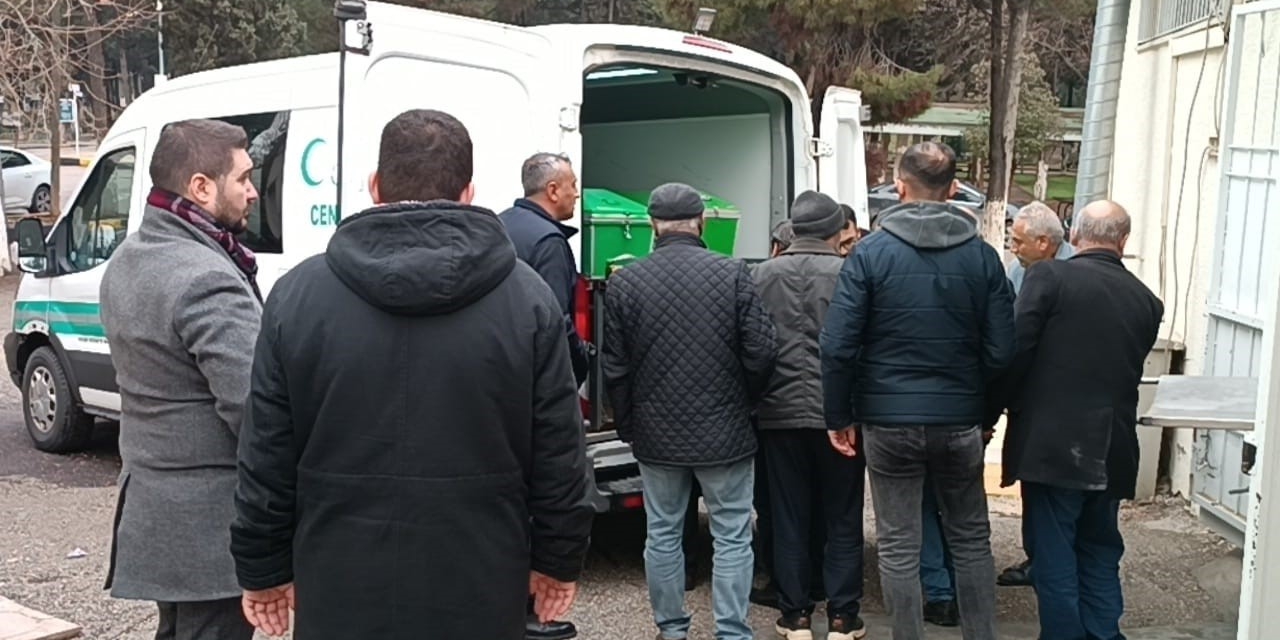 2 Çocuğunun Önünde Karısını Öldüren Sanığın İlk Duruşması Görüldü