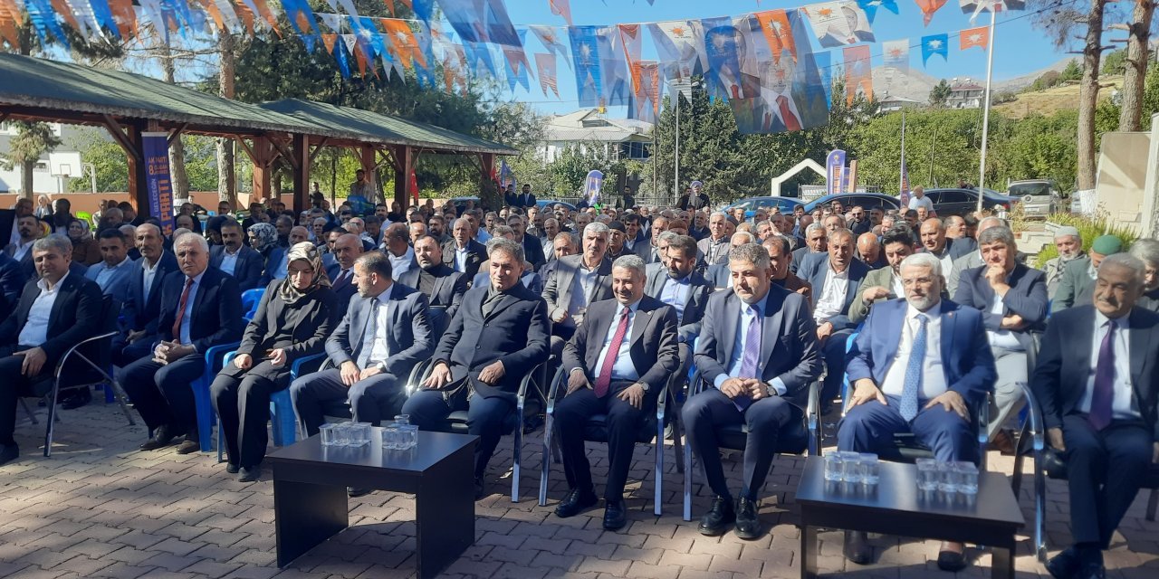 Gerger Ak Parti Gerger İlçe Başkanı Mehmet Kutlubay Oldu