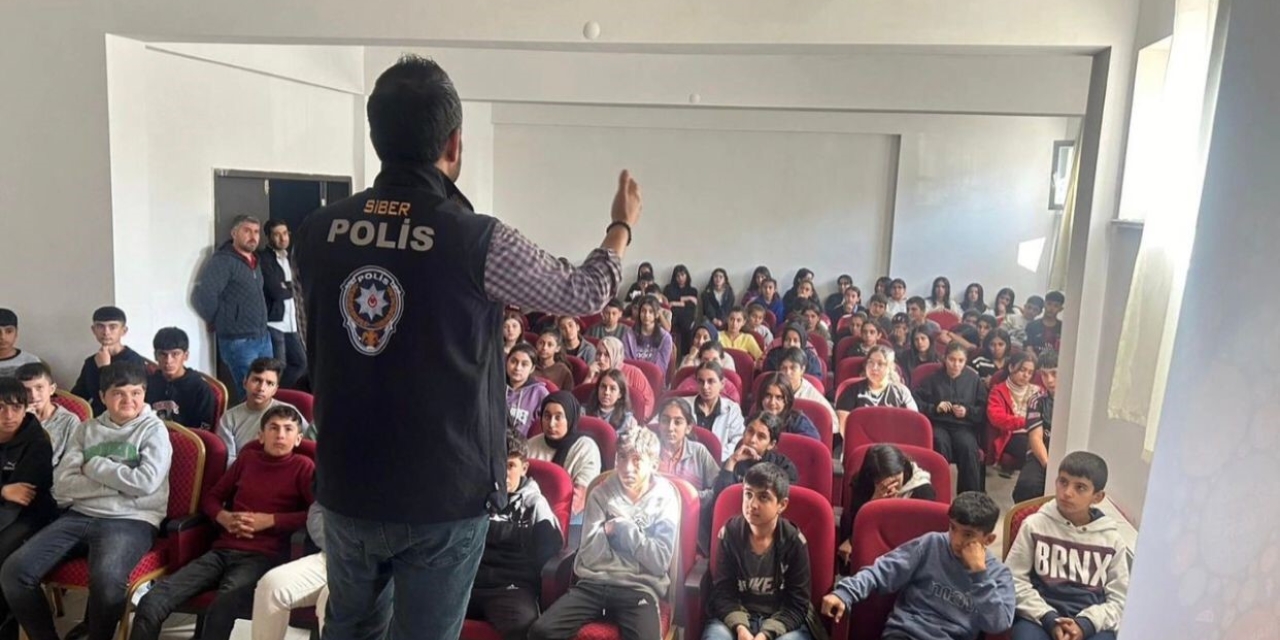 Siberay Projesi Kapsamında Öğrenciler Bilgilendirildi