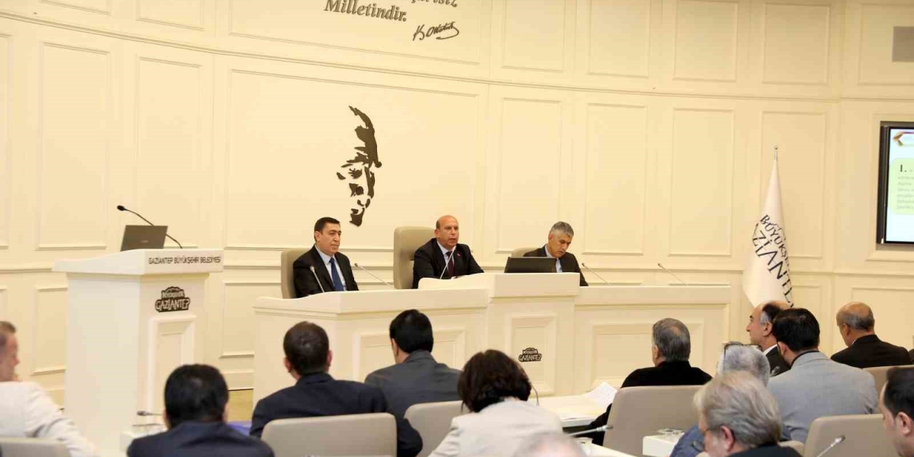 Depremzedeler İçin Toplu Taşıma Desteği Sürdürülecek