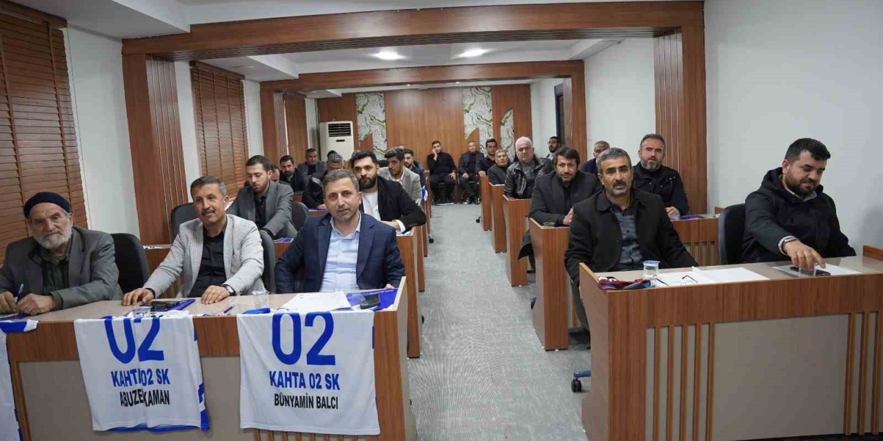 Kahta Belediyesi 2025 Yılının İlk Meclis Toplantısını Gerçekleştirdi