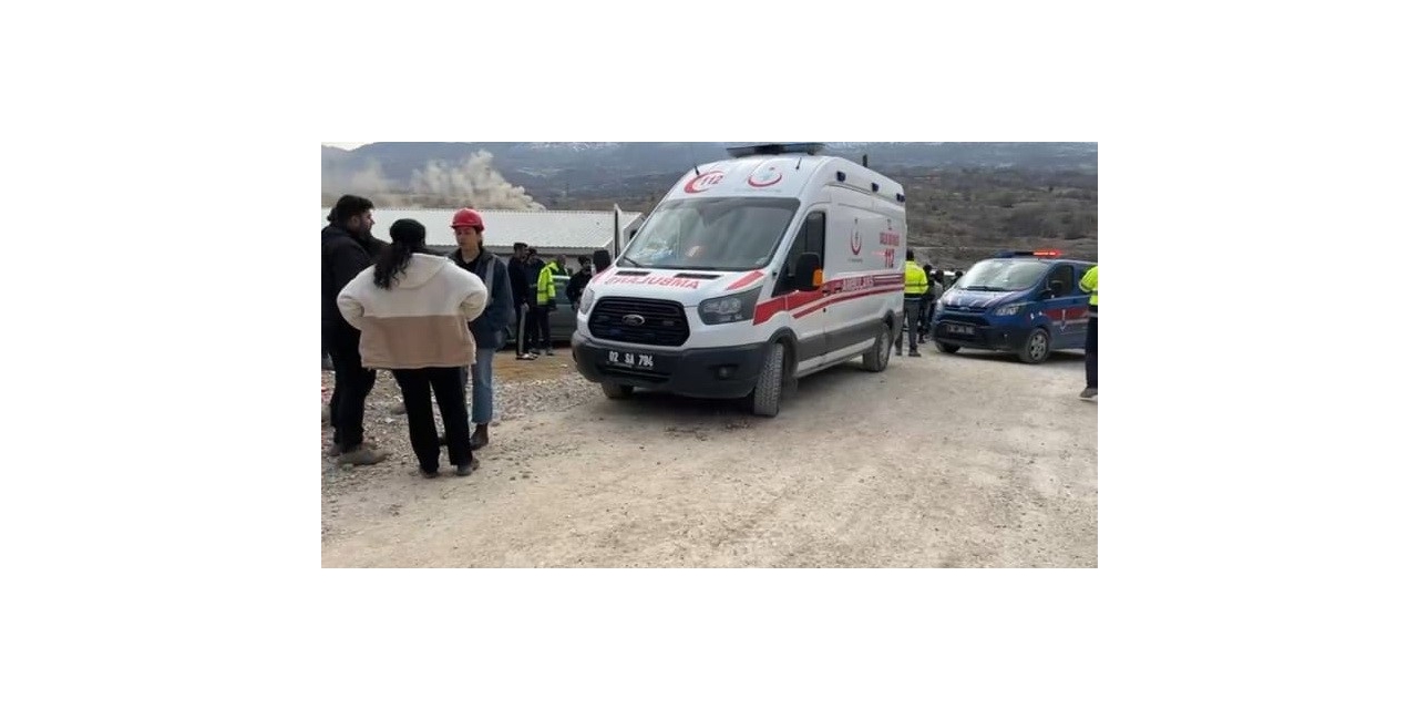 İnşaat İşçileri Arasında Kavga: 6 Kişi Yaralandı