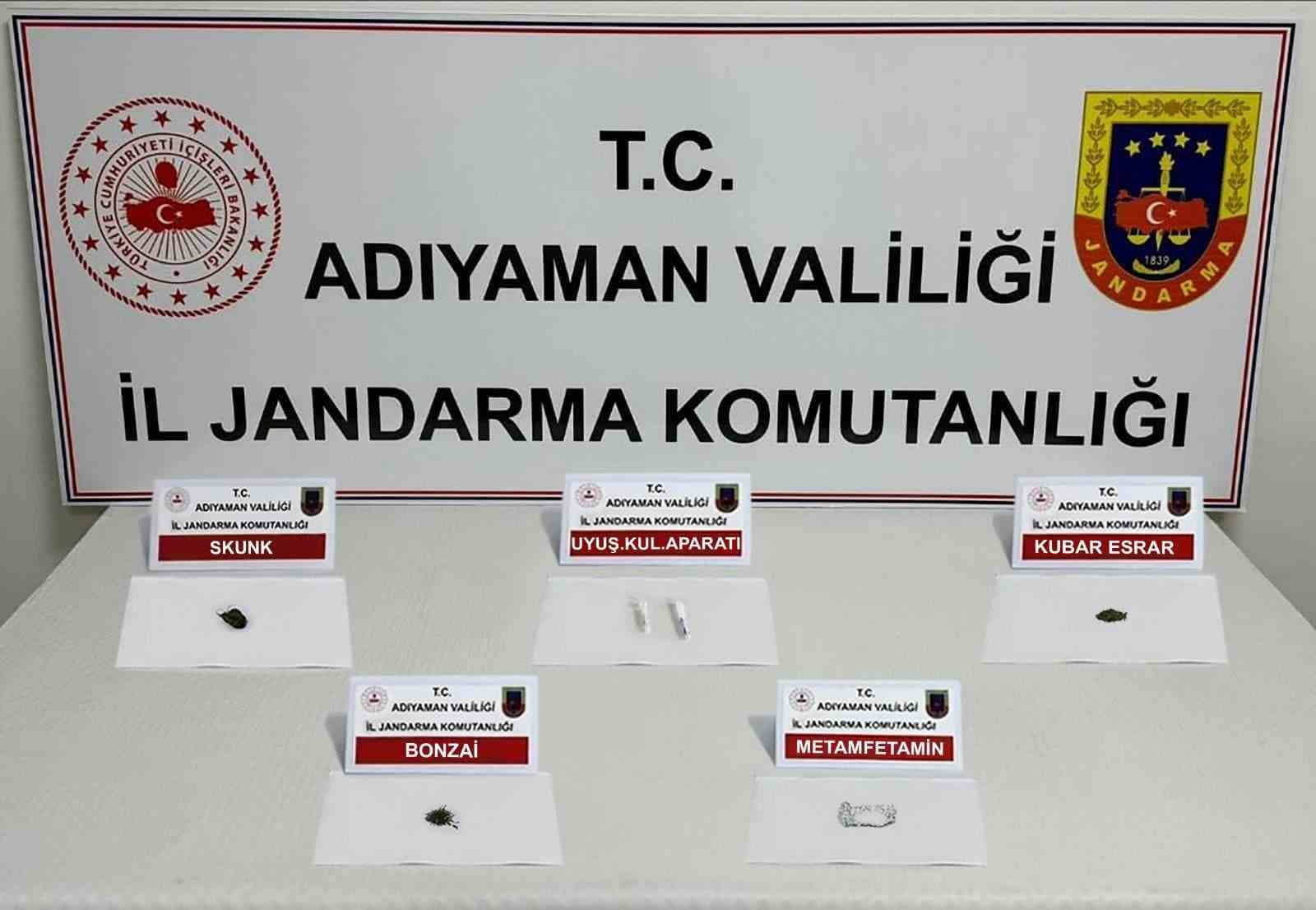 Uyuşturucu Denetimlerinde 16 Şahıs Yakalandı