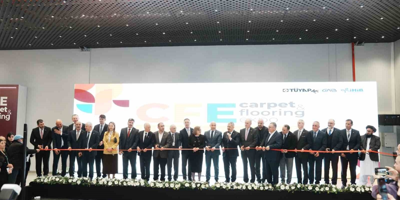 Cfe Halı Ve Yer Kaplamaları Fuarı Rekor Katılımla Açıldı