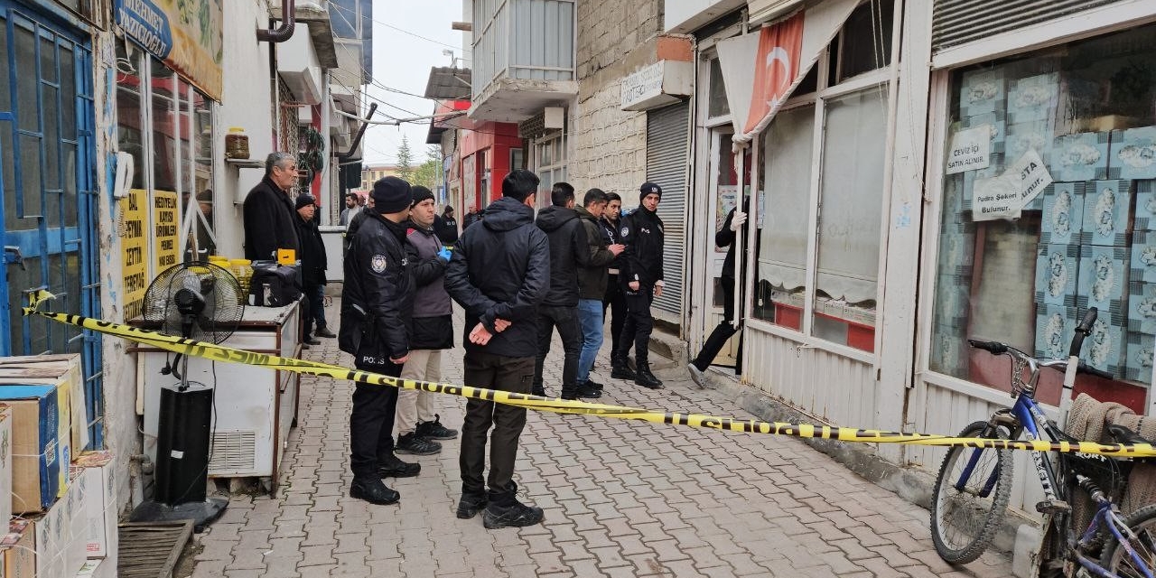 Hamur Makinesine Takılan Atkı Sonu Oldu