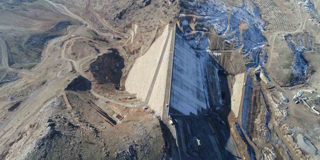 Diyarbakır’da Kale Barajı Sulaması Ana İletim Hattı Tünelinde Çalışmalar Başladı