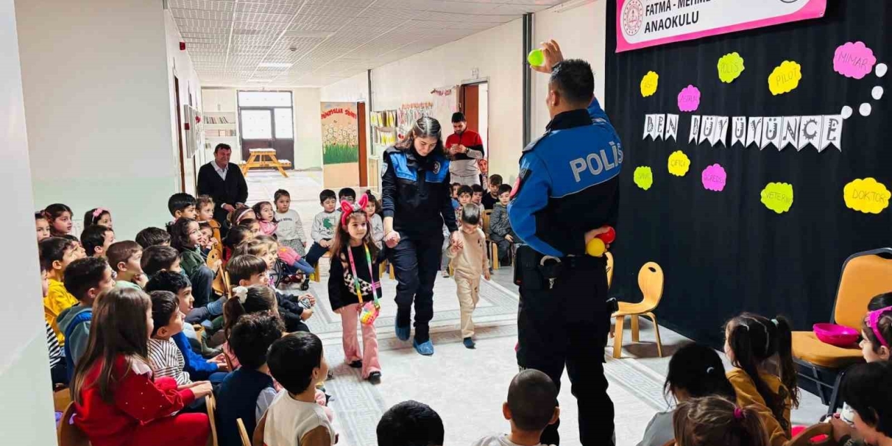 Anaokulu Öğrencilerine Polislik Mesleği Tanıtıldı