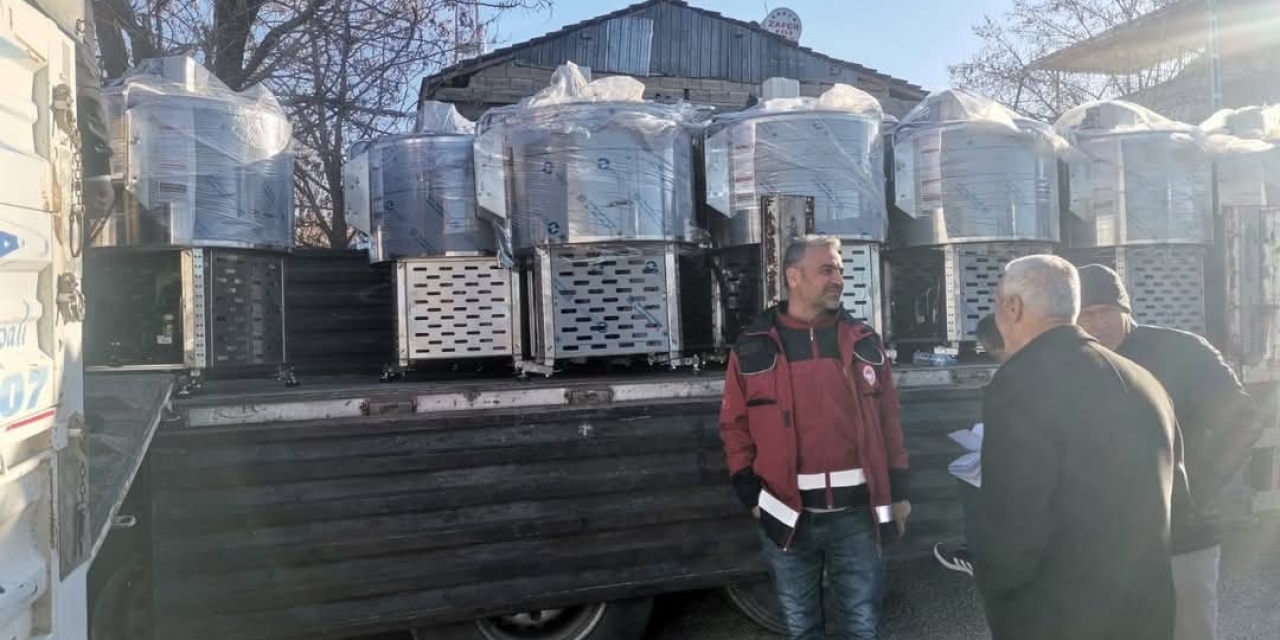 Gölbaşı’nda Süt Soğutma Tankı Dağıtıldı