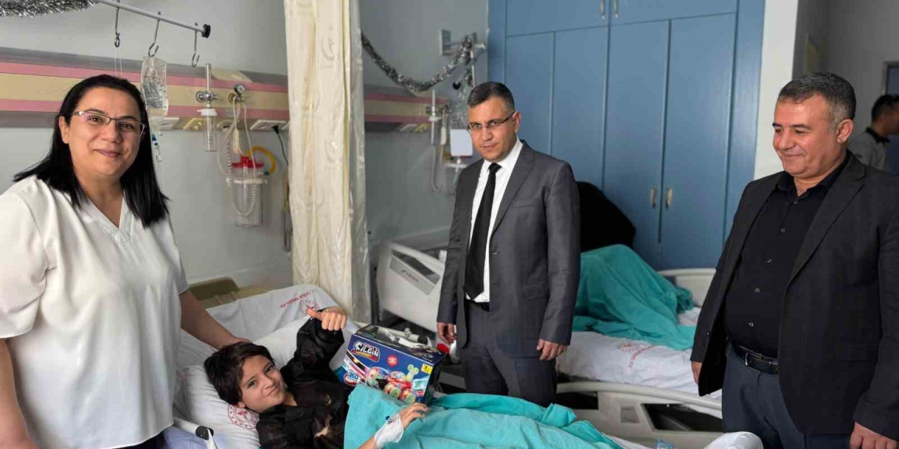 Kahta’da 2. Geleneksel Sünnet Şöleni’nde 170 Çocuk Sünnet Oldu