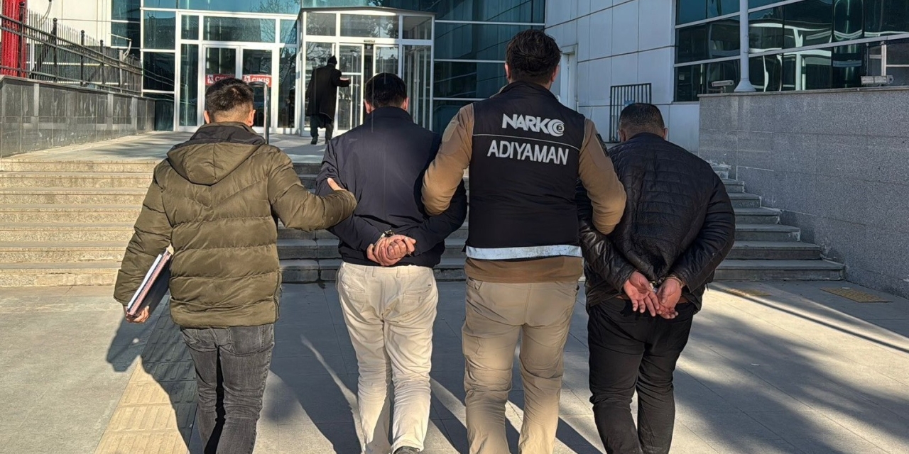 Uyuşturucu Maddeyle Yakalanan 2 Şahıstan 1’i Tutuklandı