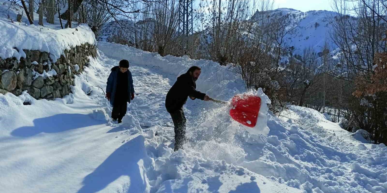 Arapgir’de Kar Geçit Vermiyor