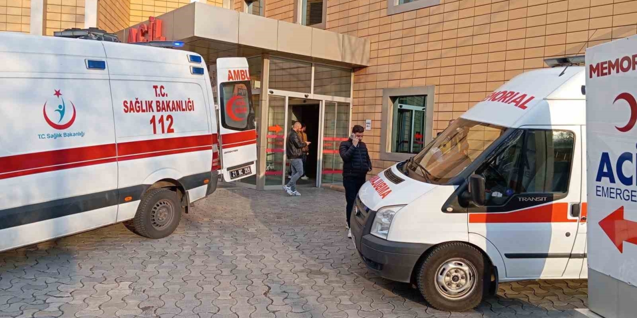 Diyarbakır’da Bekçiler İle Şüpheliler Arasında Silahlı Çatışma: 1 Ölü, 2 Yaralı