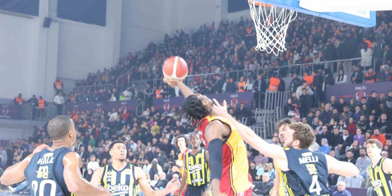 Basketbol Ing Erkekler Türkiye Kupası: Fenerbahçe: 89 - Galatasaray: 74