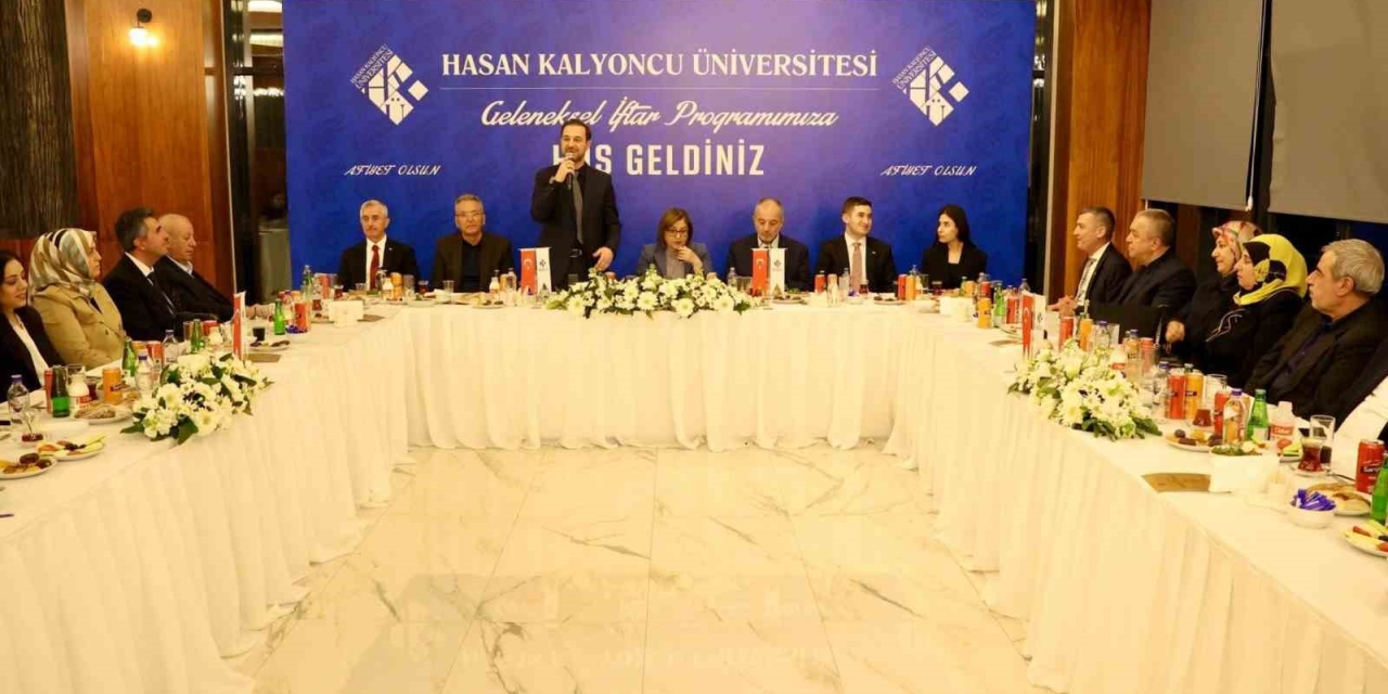 Hkü Ailesi Geleneksel İftar Programında Buluştu