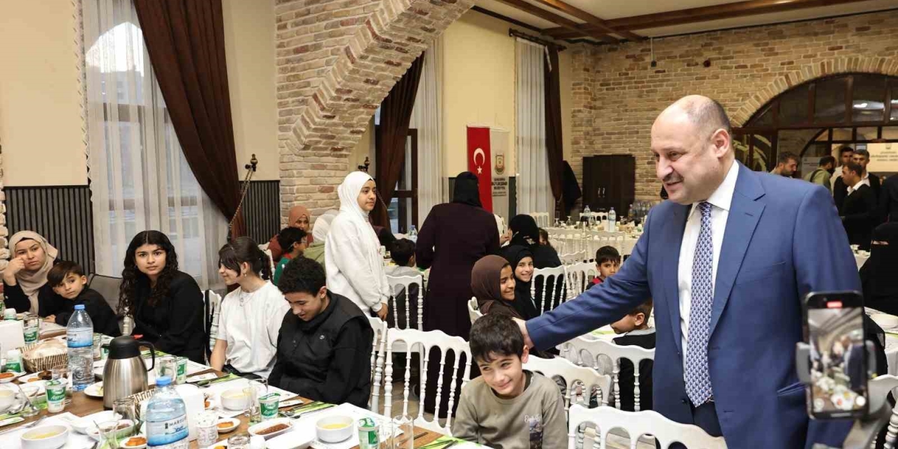 Gülpınar Yetim Çocuklarla İftar Açtı
