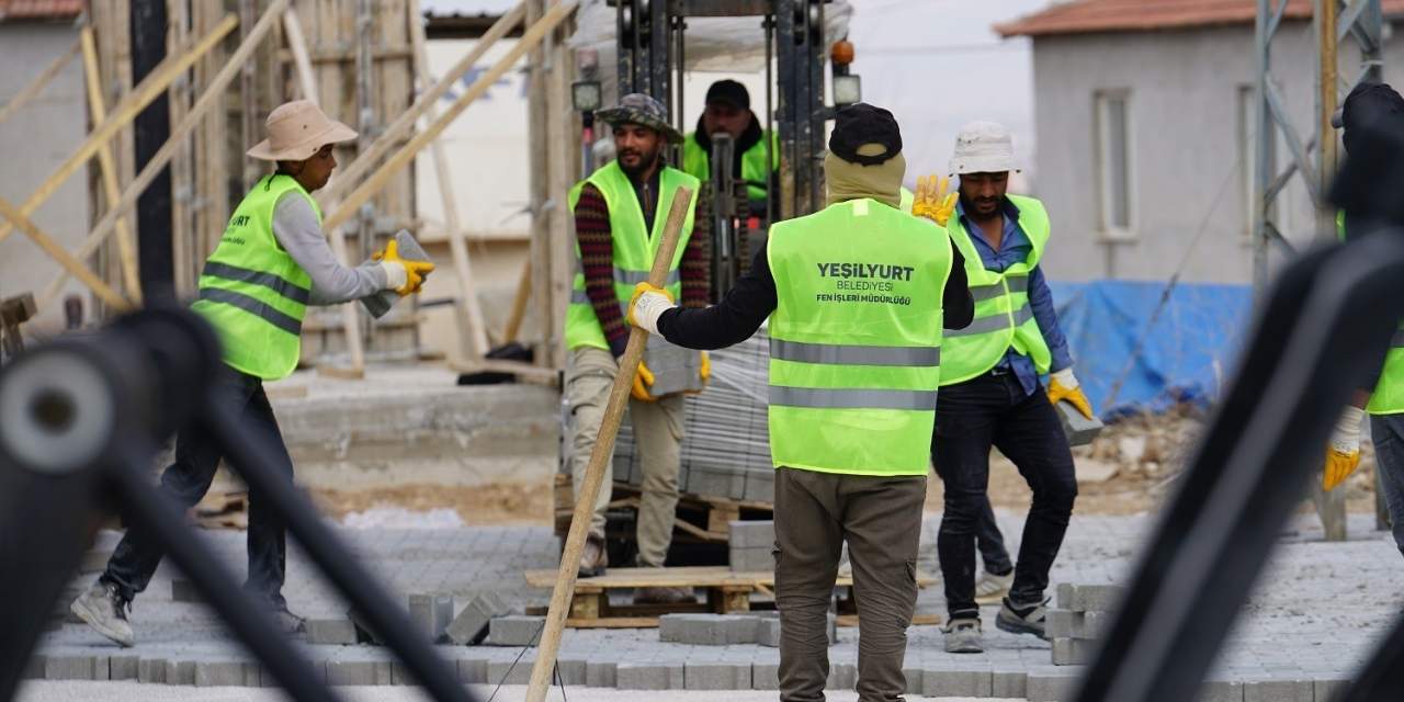 Yeşilyurt Belediyesi, Samanköy’ün Yollarını Baştan Aşağıya Yeniliyor