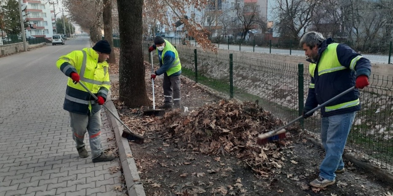 Gölbaşı İlçesi Baştan Aşağı Temizleniyor