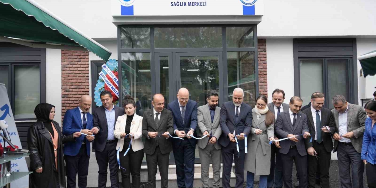 Adıyaman Üniversitesi Sağlık Merkezi Hizmete Açıldı