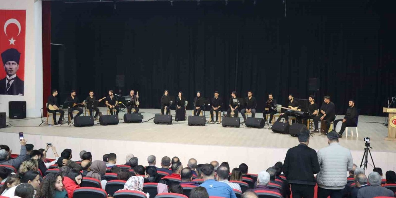 Besni’de Aşık Veysel Türküleriyle Unutulmaz Gece