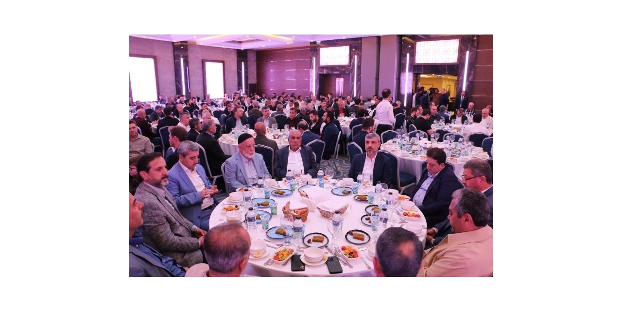 (düzeltme) Binlerce Kişi Diyarbakırlı Hayırsever İş Adamının Mevlidinde Bir Araya Geldi