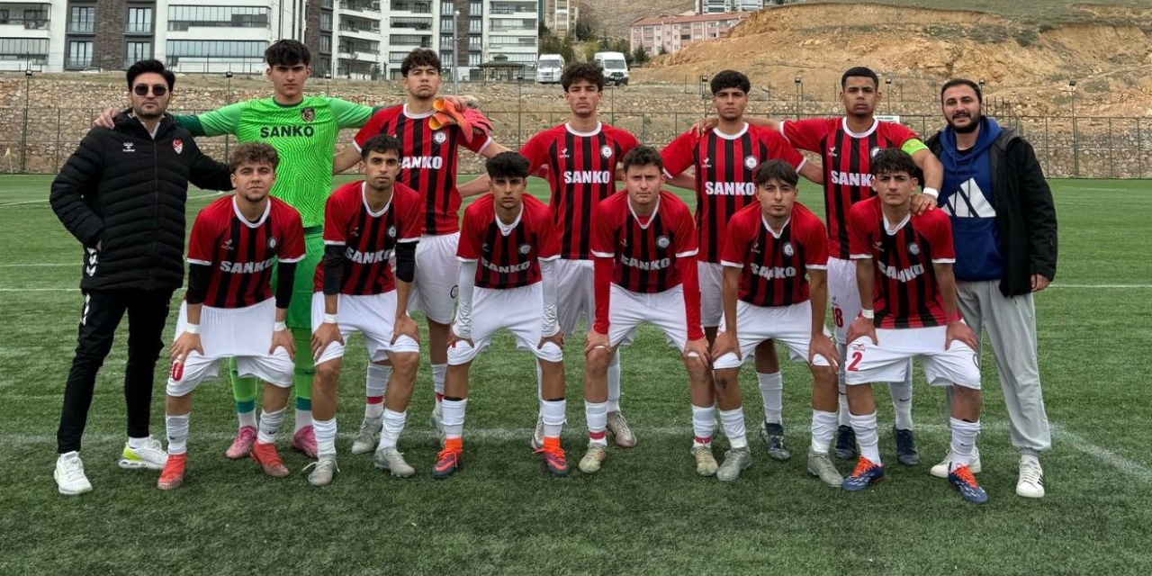 Adil Sani Konukoğlu Spor Lisesi Öğrencileri Türkiye Finallerinde