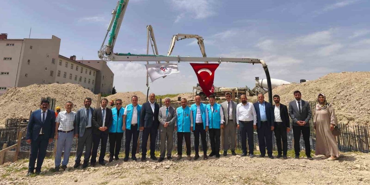 Hafızlık Ve Kur’an Kursu Temeli Dualarla Atıldı