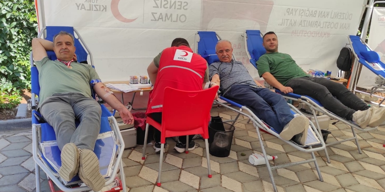 Halk Eğitim Merkezinde Kan Bağış Kampanyası Düzenlendi
