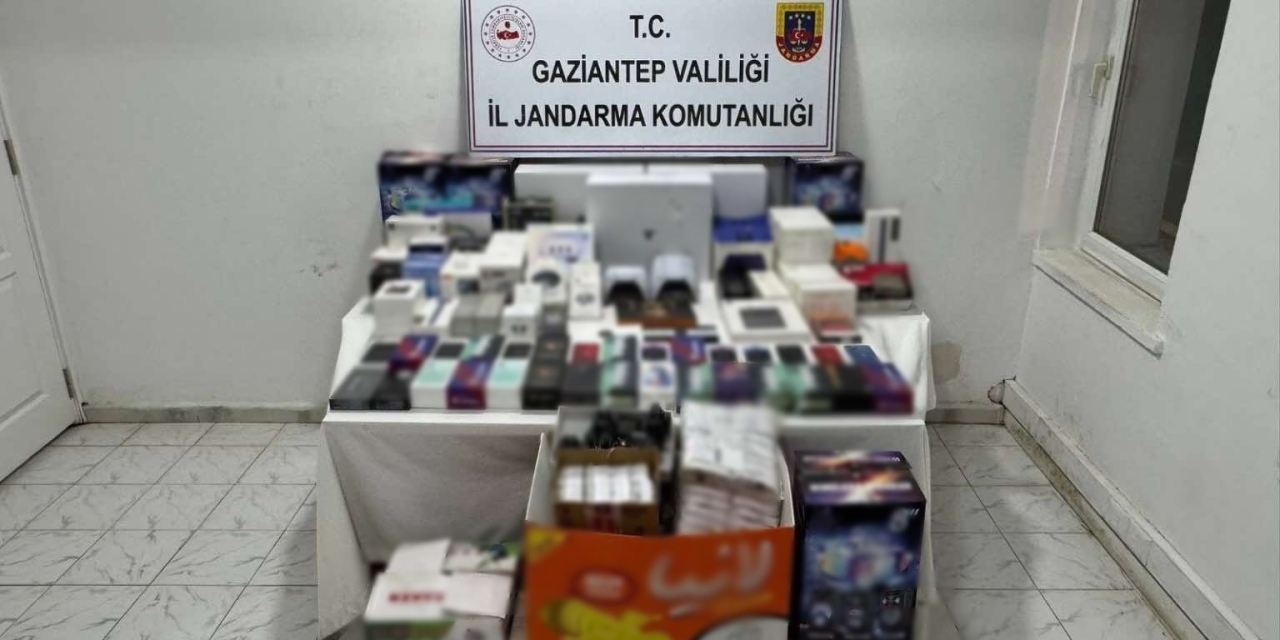 Gaziantep’te 2 Milyon Tl Değerinde Kaçak Elektronik Eşya Ele Geçirildi