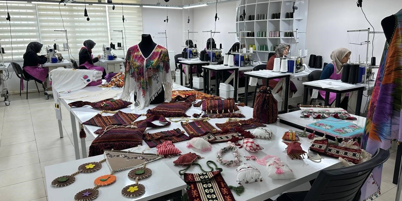 ‘altın İğne’ Projesi Kadınlara Umut Oluyor